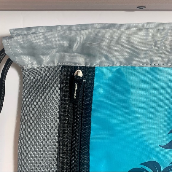 NWT. Disney Cruise Line (DCL) - Castaway Cay 5K - Drawstring Bag. - Picture 3 of 12